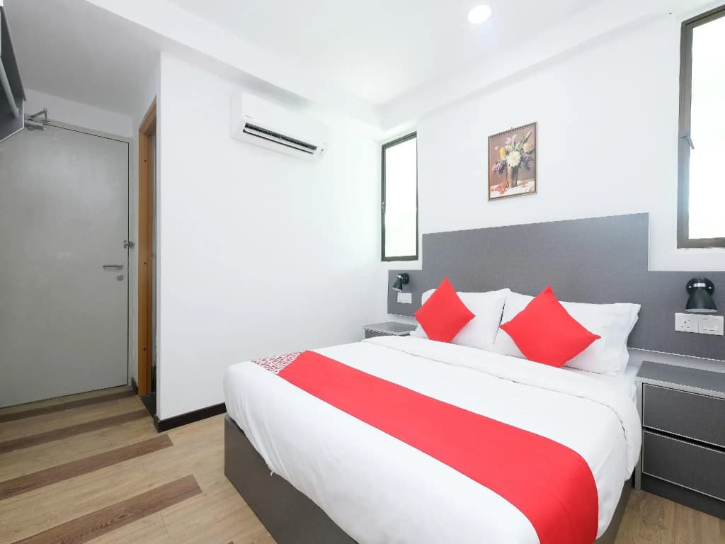OYO 44043 First Garden Hotel - photo 2