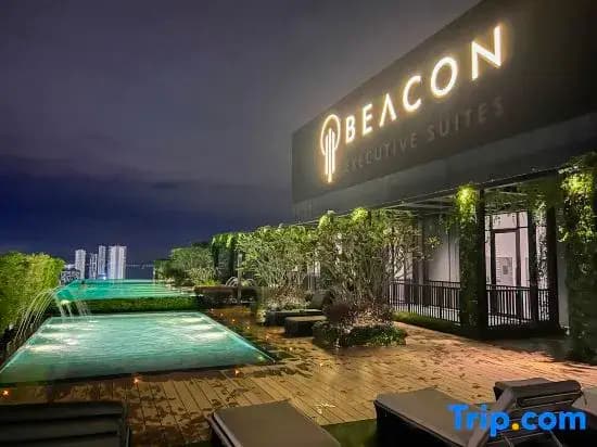 Georgetown Beacon Executive Suite 9-10pax | Amazing SkyPool - photo 1