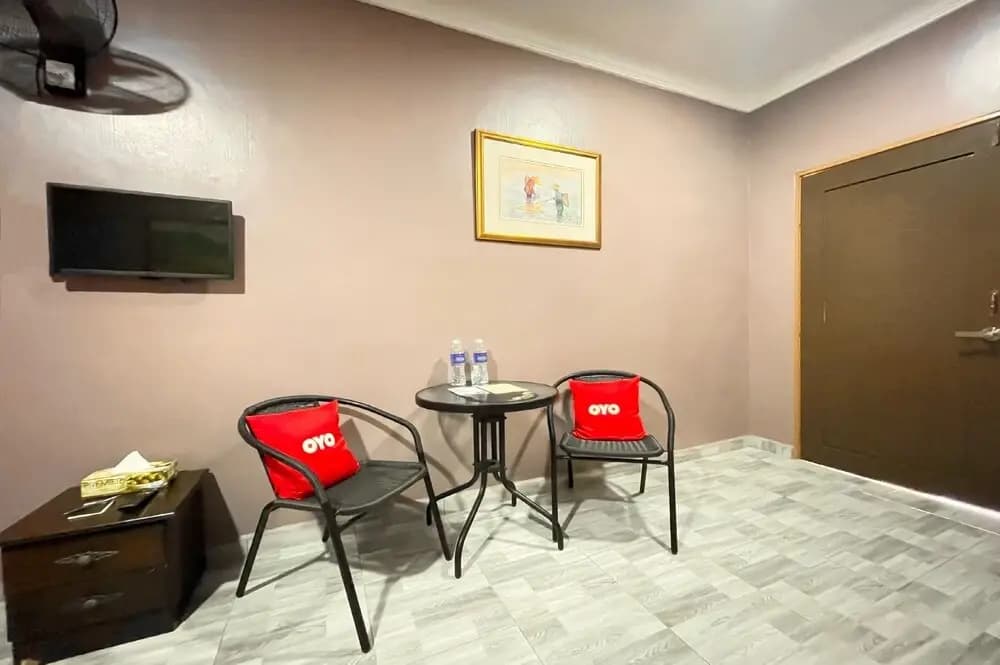 Inspire Rooms by Oyo Rooms - photo 1