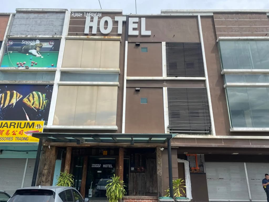 The Wood Hotel - photo 1