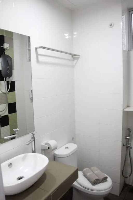 3BdR&2Bth condo Middle of Penang - photo 9