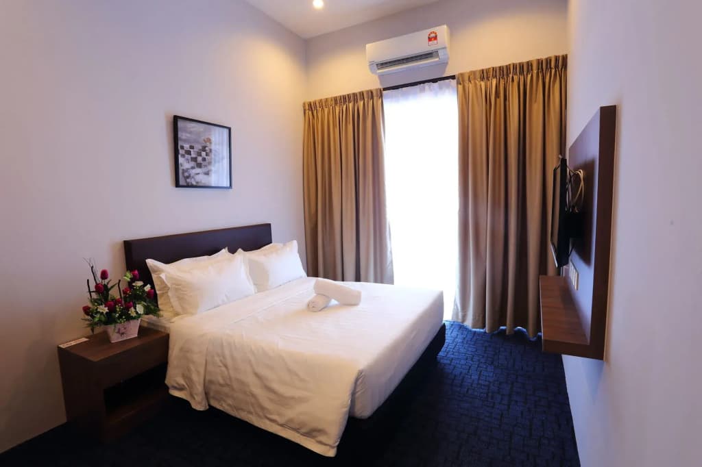 S Boutique Hotel - photo 3