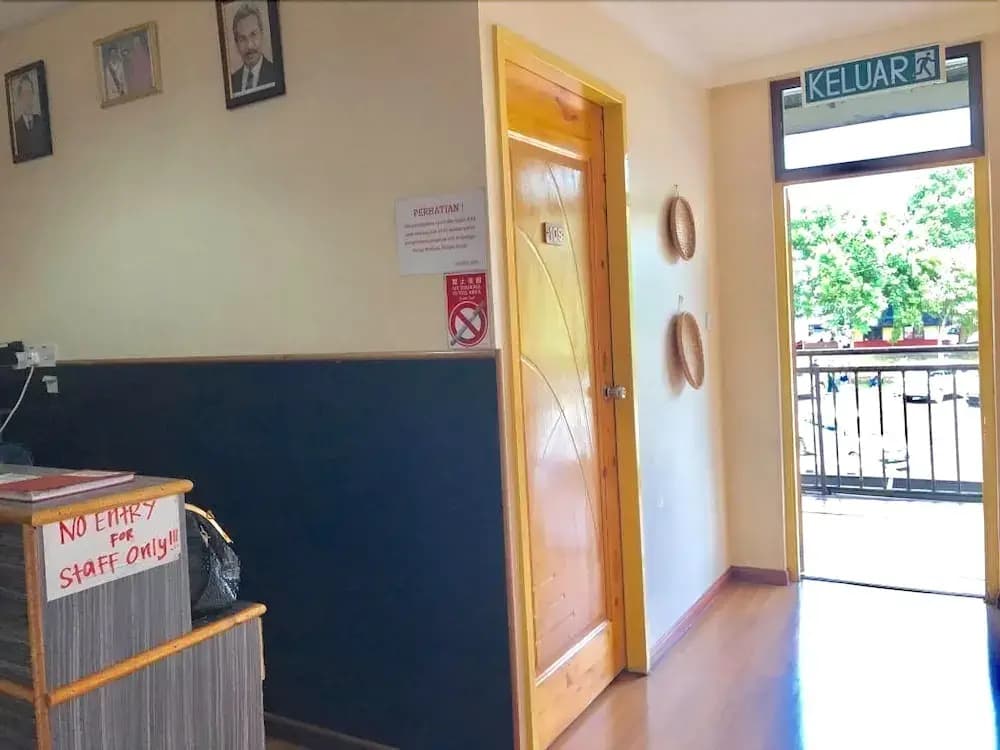 Alpha Inn 1 - photo 2