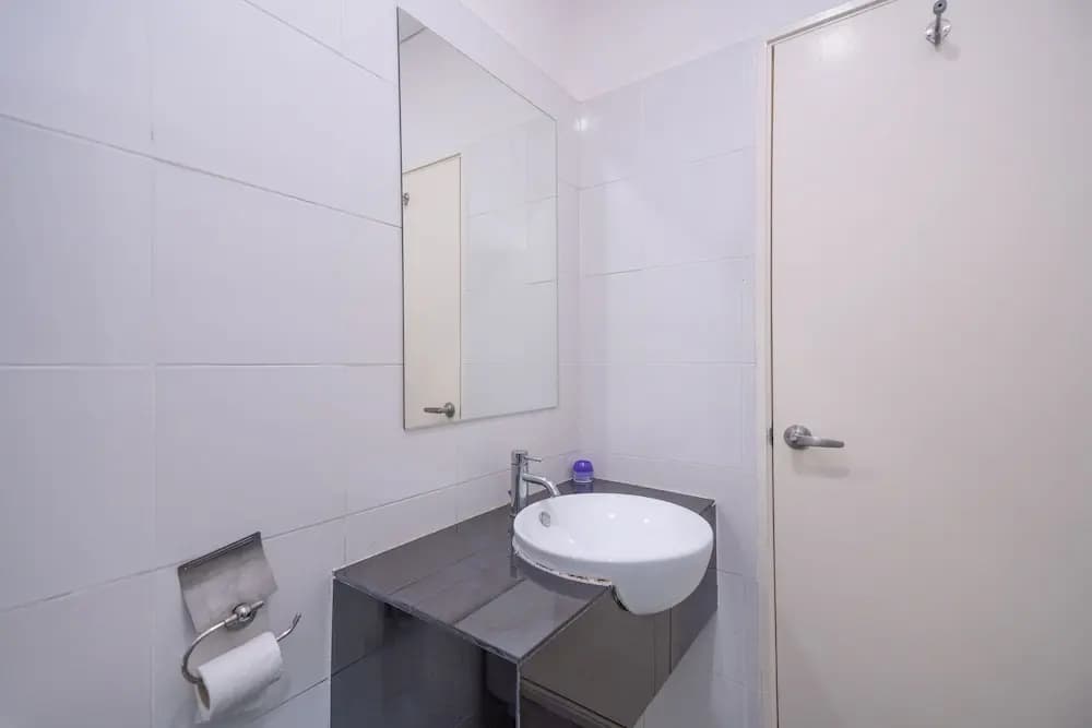 OYO Home 89731 Amazing 1br 1medini - photo 20
