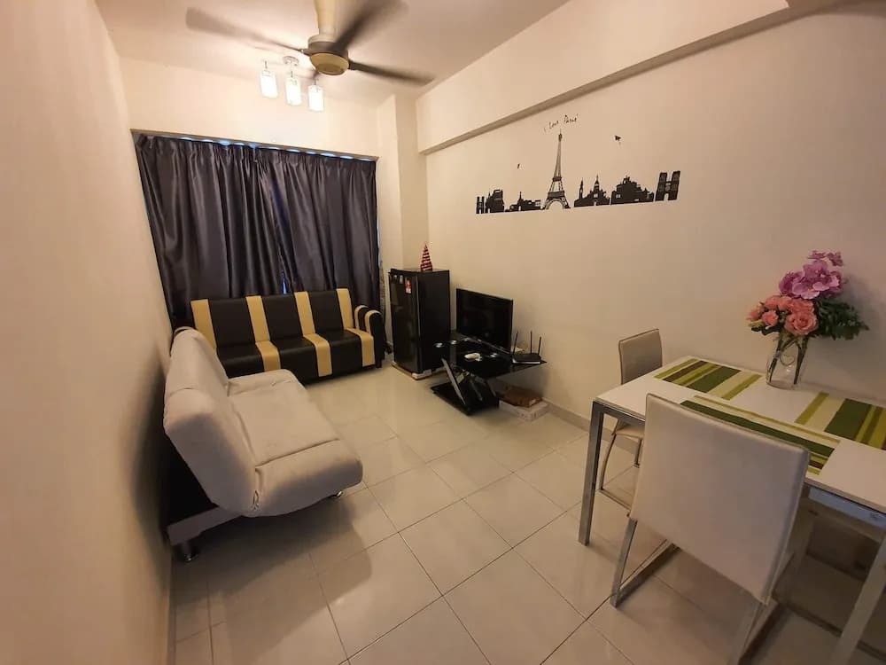 Cozy Homestay at Main Place - photo 24