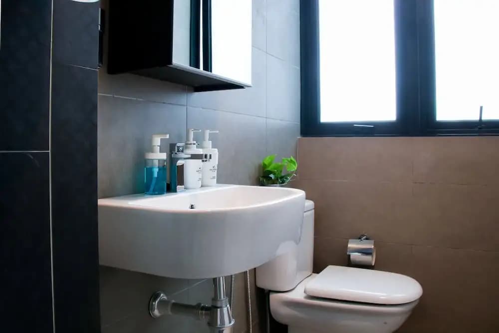 H2O Residences by Victoria Home - photo 4