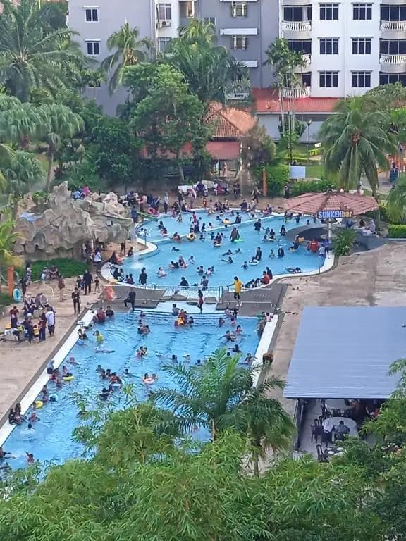 Santai Inn aprt 3 bilik Moslim Blok D w WiFi & Astro at Glory Beach Resort - photo 25