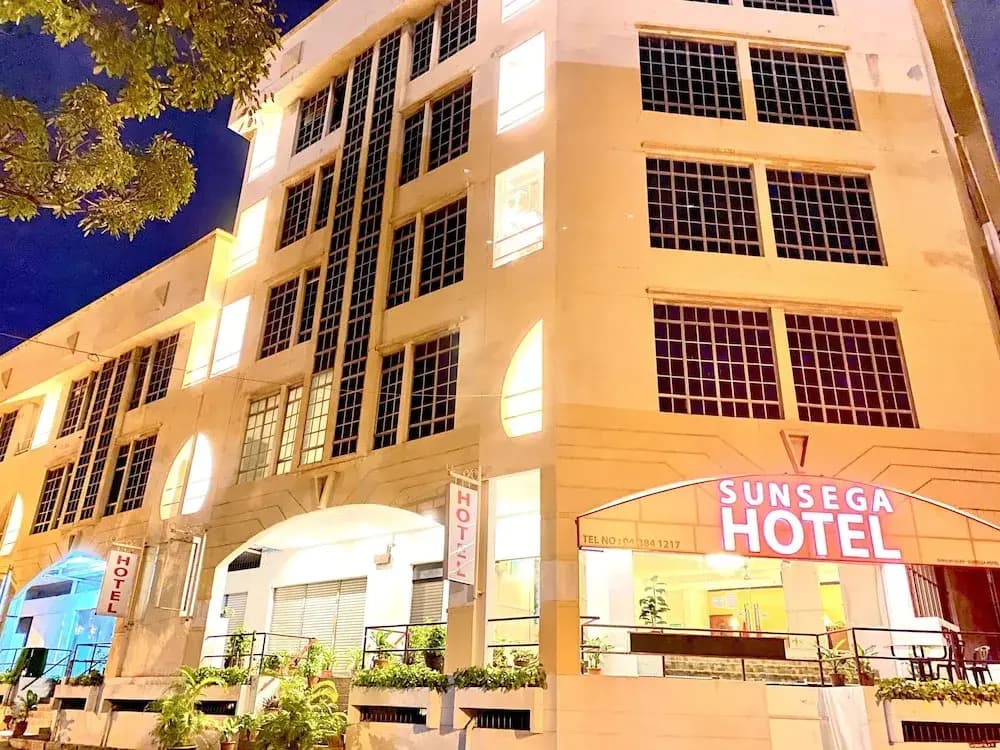 Sunsega Hotel - photo 1