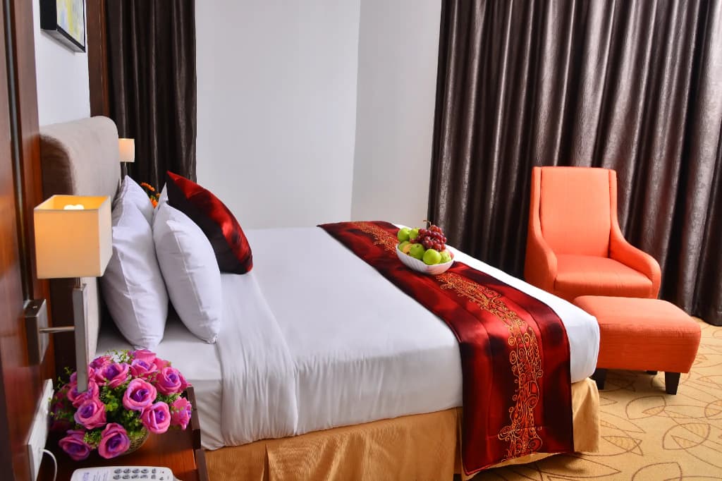 Metro Hotel - photo 25