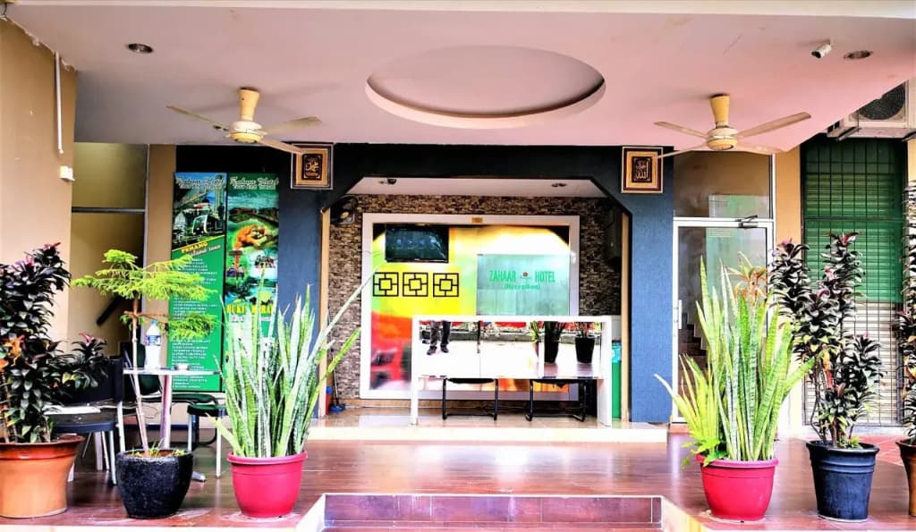 Zahaar Hotel - main photo