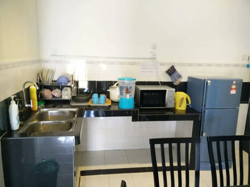 H&A Guest House - photo 16