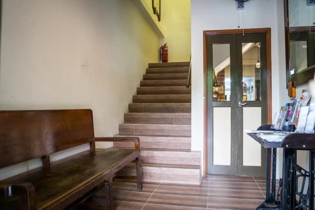 Hong Loke Hotel - photo 9