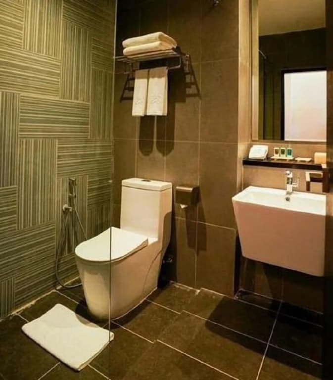 TSR Seafront Hotel - photo 7