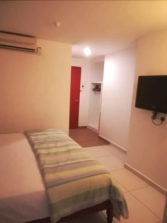 Hotel tropicaville - photo 2