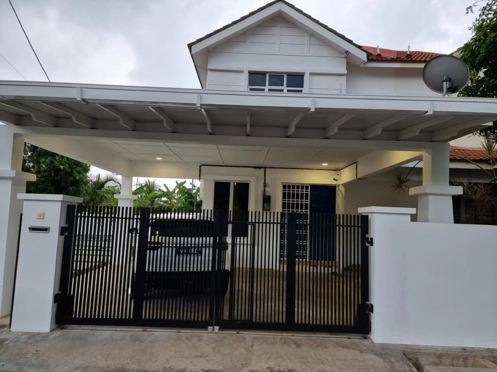 Homestay Kuantan Casa Yara, 2 Storey Corner House - photo 14