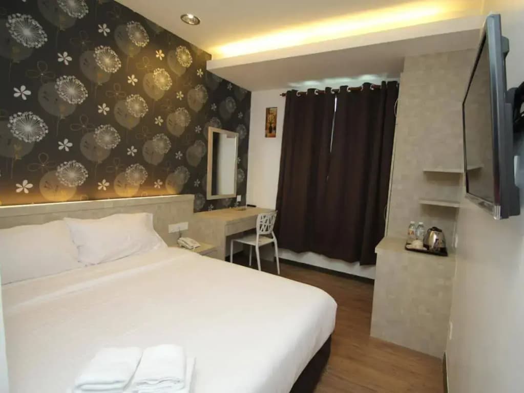 Century Inn Hotel - photo 21