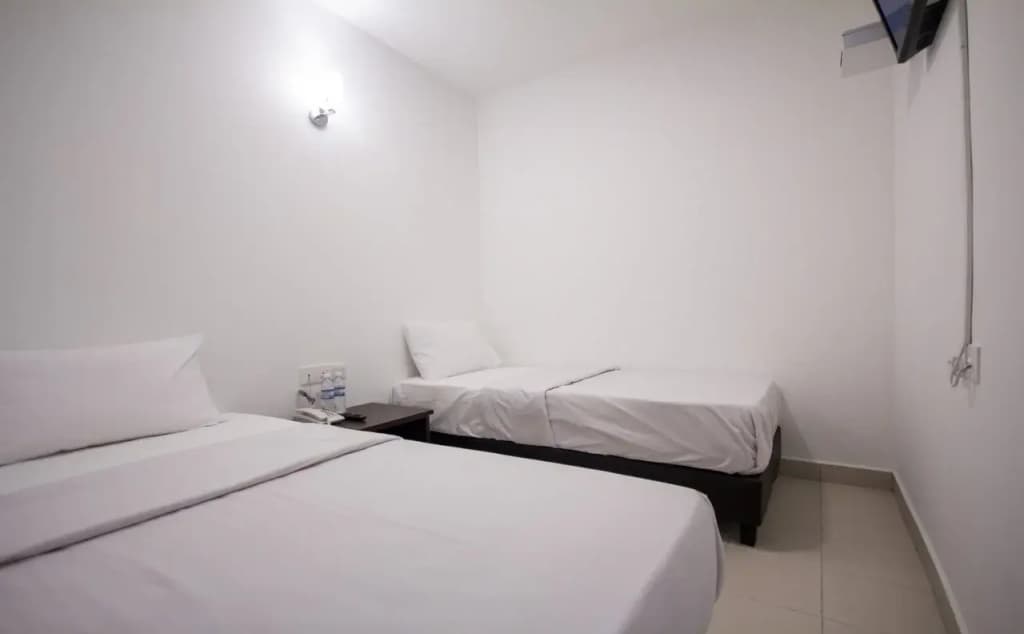 D Nice Hotel - photo 4