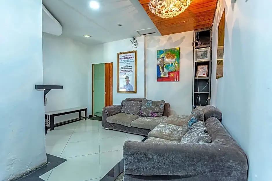 OYO 43960 Laksamana Executive & Boutique Hotel - photo 2