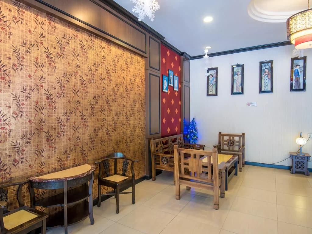 Suan Bee Hotel - photo 9