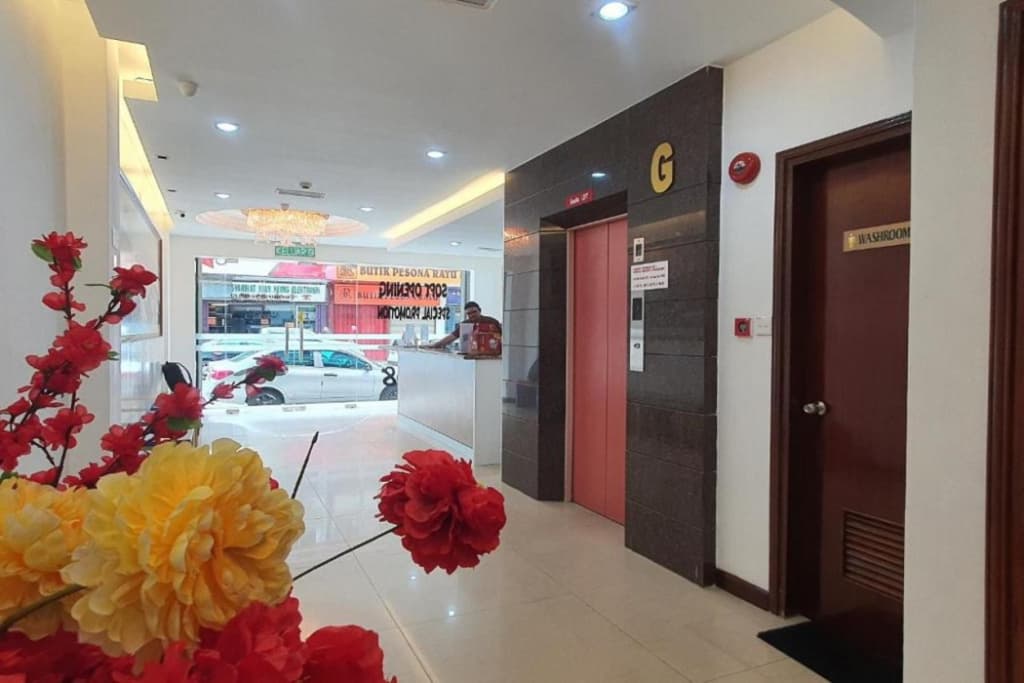 Capital O 90939 Sandakan Central Hotel - photo 10