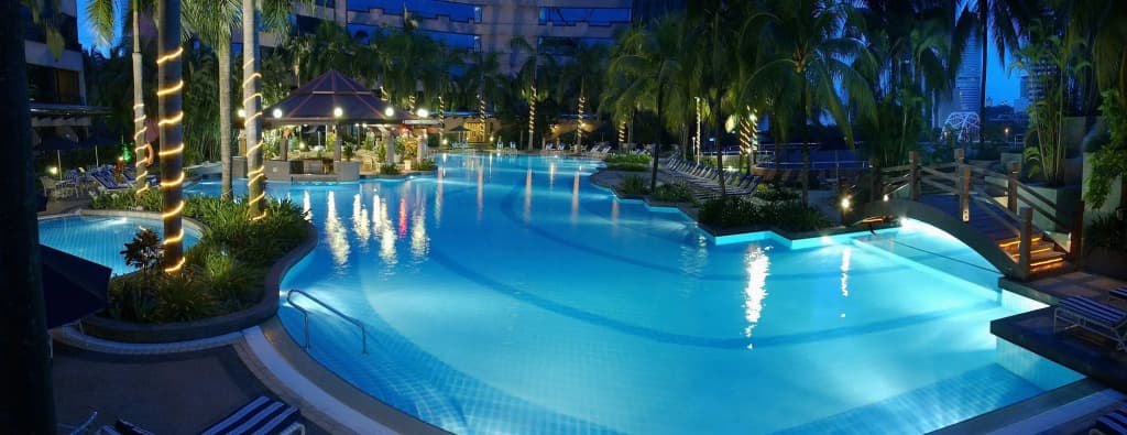 Renaissance Kuala Lumpur Hotel & Convention Centre - photo 21
