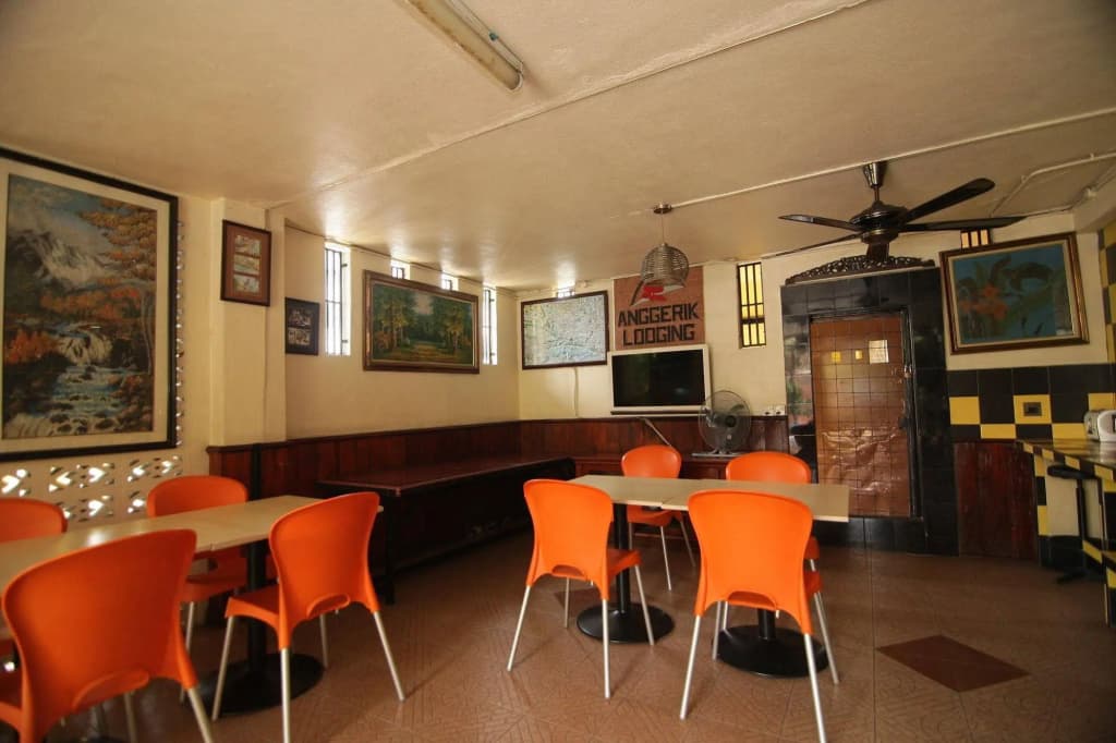 Anggerik Lodging Hotel - photo 15