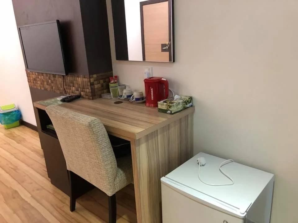 Cyber Studio Apartment - photo 17