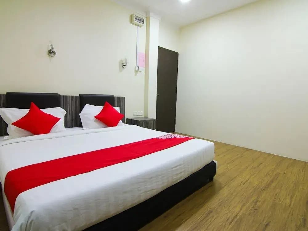 Hotel O T P Hotel - photo 3