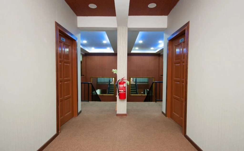 Bintang Square Hotel - photo 8