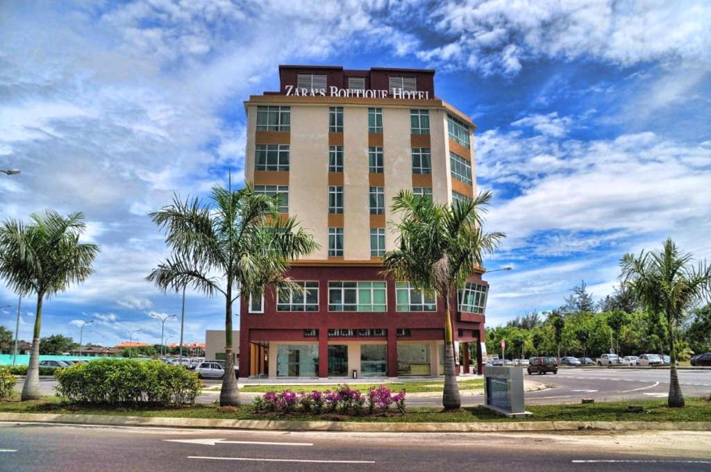 Palette Kota Kinabalu Near by Imago Shopping Mall Formerly Zara's Boutique Hotel - photo 19