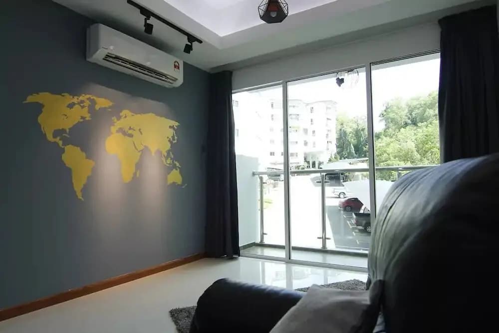 YO.OM Families Luxury Condo Gateway 6 Pax - photo 25