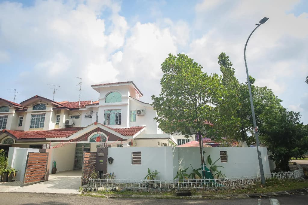 DesaTebrau NewStar Homestay - Wedding Bridal House - photo 1