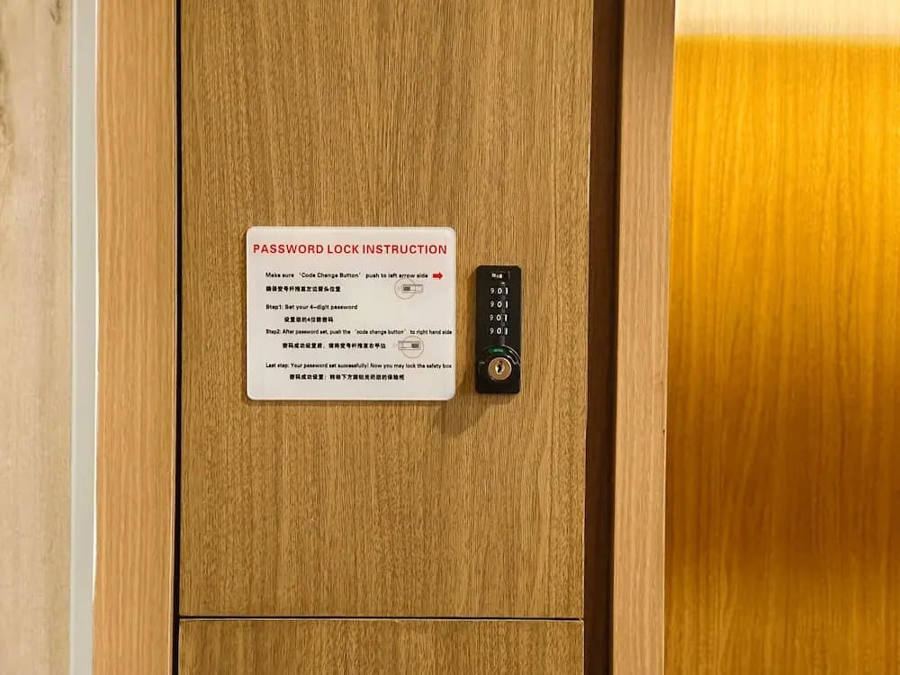 Zoom Hotel - photo 40