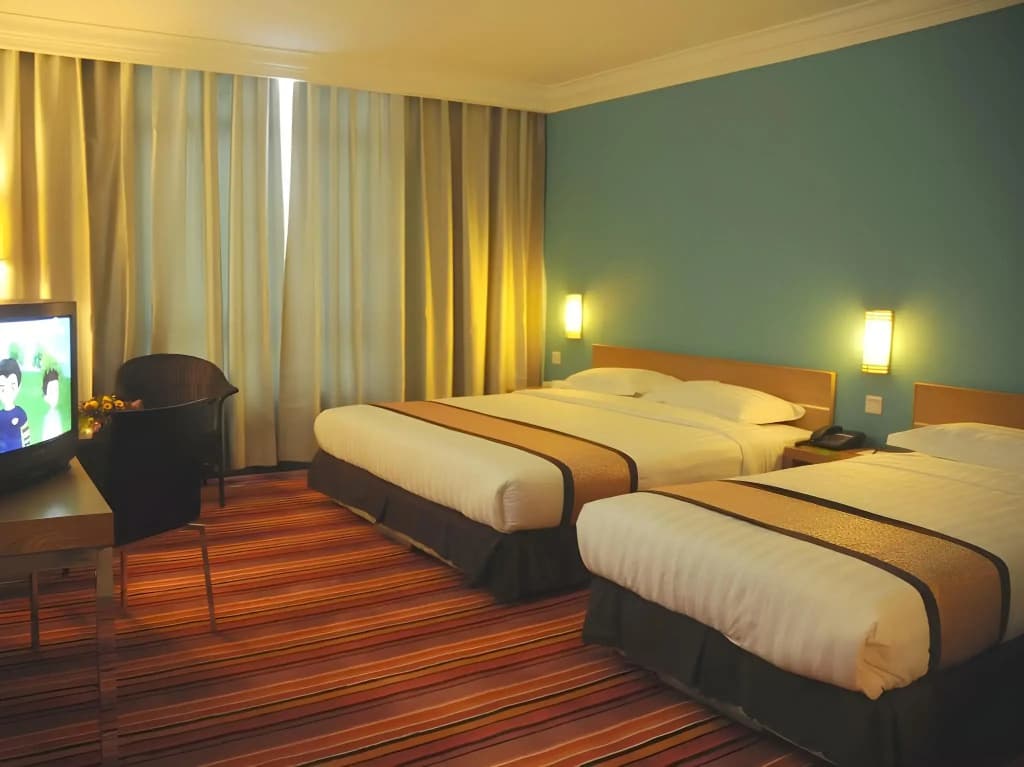 Tang Dynasty Bay Hotel Sepanggar - photo 10