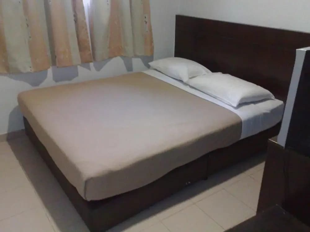 Tiong Nam Hotel Near Pasir Gudang - photo 19