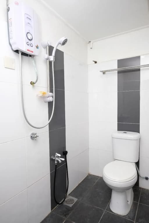 OYO 711 Tawaquf Inn - photo 7