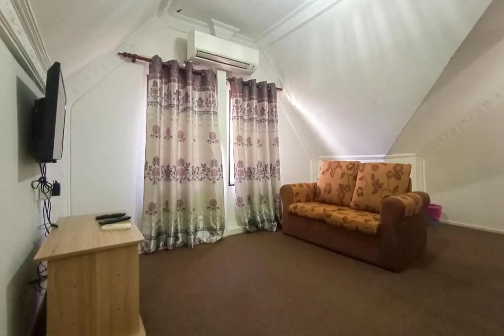 OYO 90247 Homestay Canada Hill - main photo