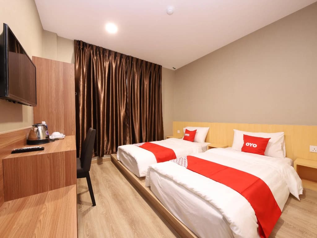 HOTEL 101 Ulu Tiram - photo 2