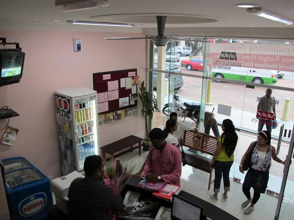 Broadway Budget Hotel - photo 17