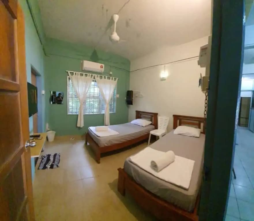 OYO 90116 Fbs Inn Hotel - photo 4