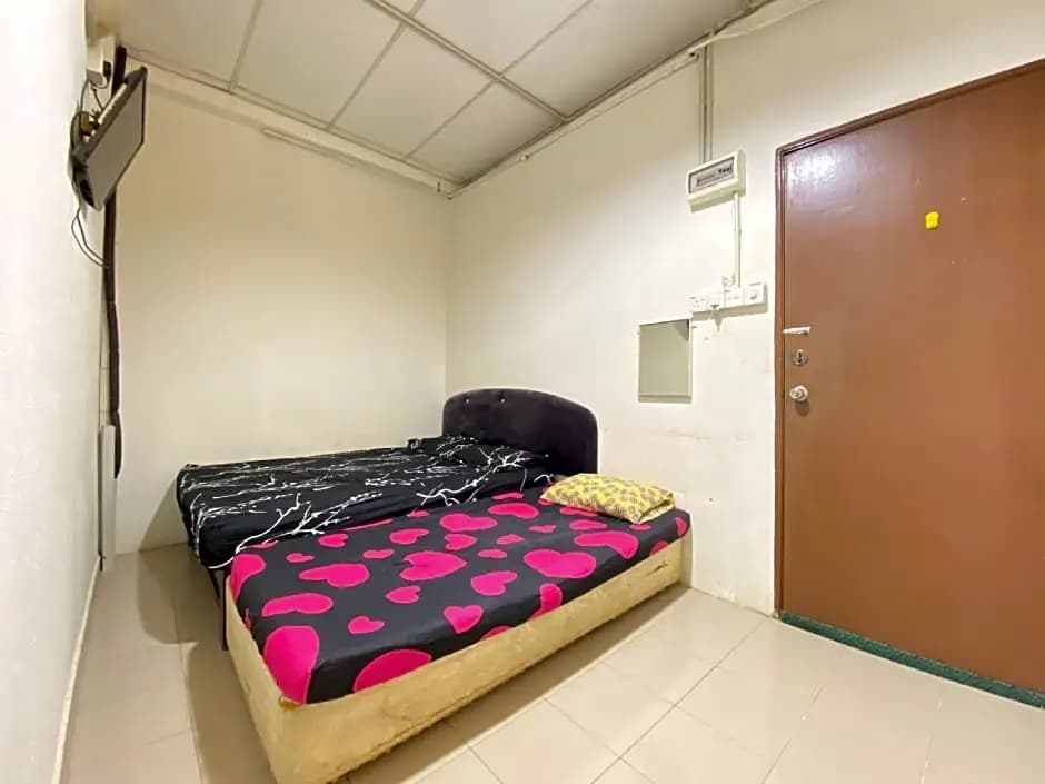 Spot on 90293 Sk Budget Hotel - photo 6