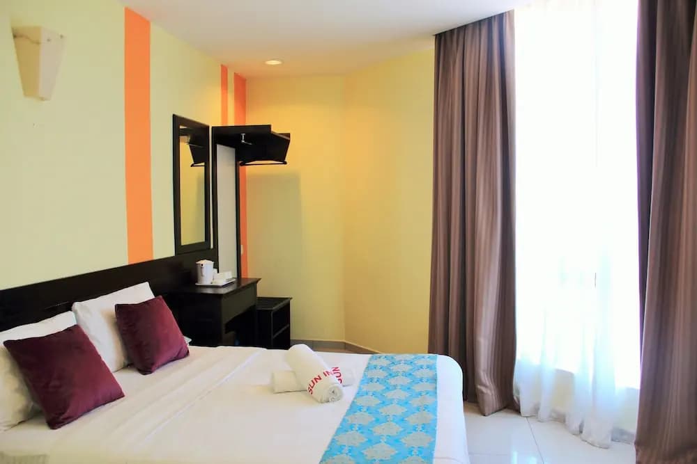 Sun Inn Hotel Pasir Penambang KS Botanic - photo 16