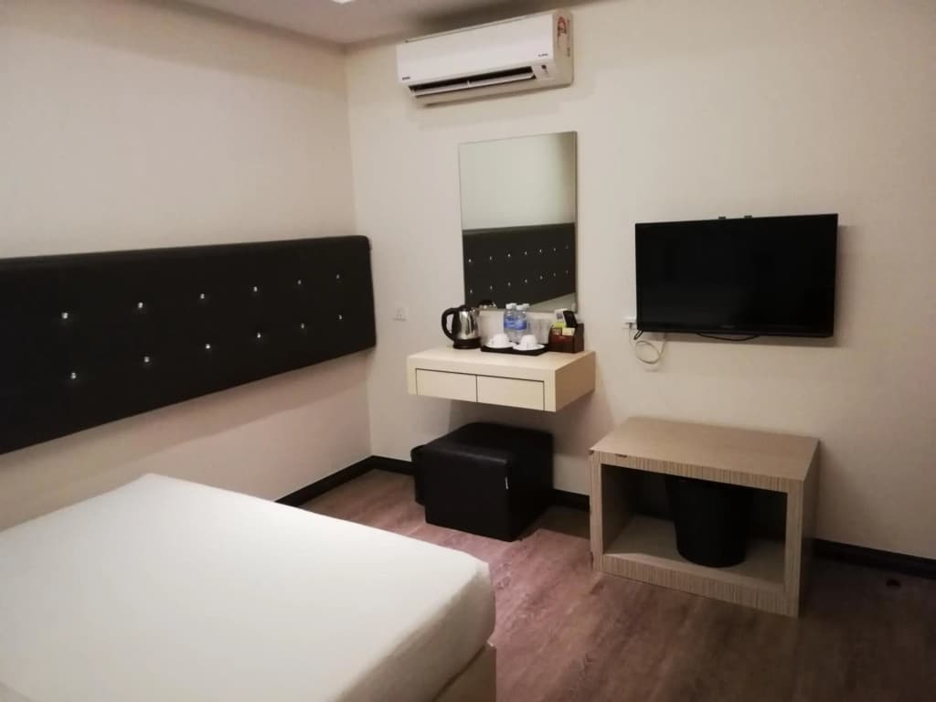 Ease Hotel - photo 4