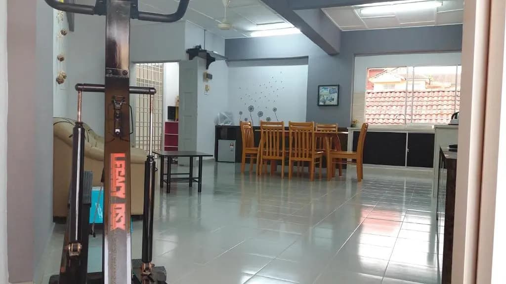 Coastside Homestay - photo 4