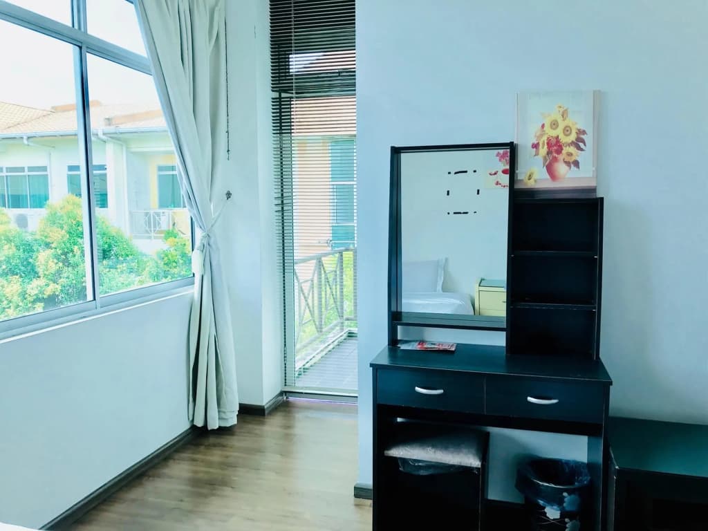 Natol Homestay - Kuching Home Penthouse Airport Road - photo 7