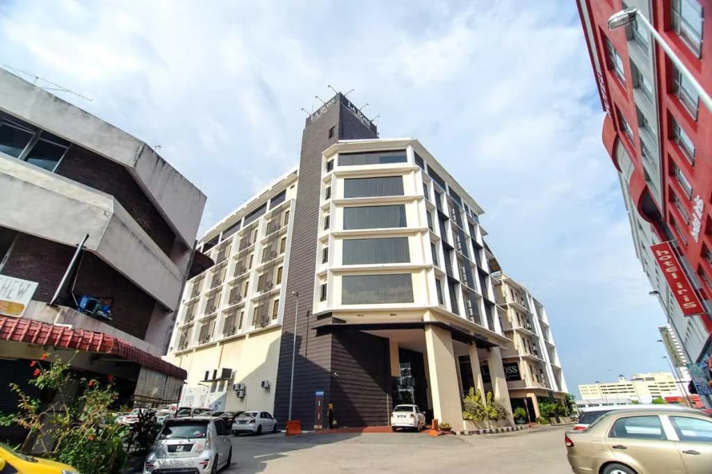 La Boss Hotel - photo 23