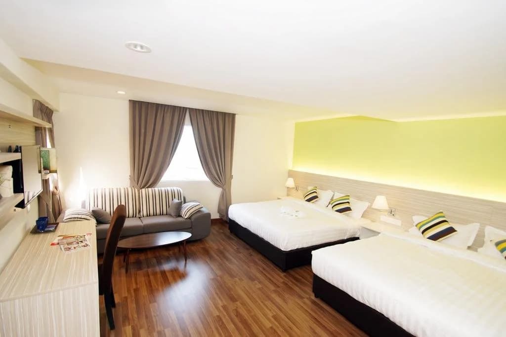 Good Luck Inn - photo 2