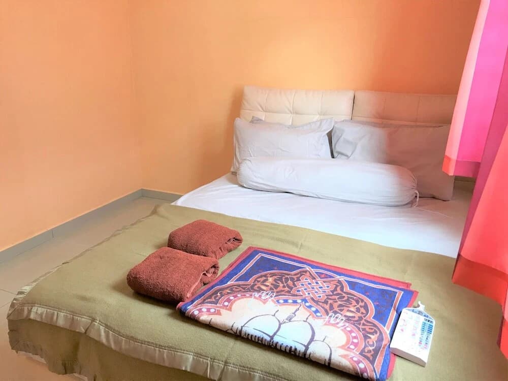 Casa Azlinda Muslim by Oyo Rooms - photo 3