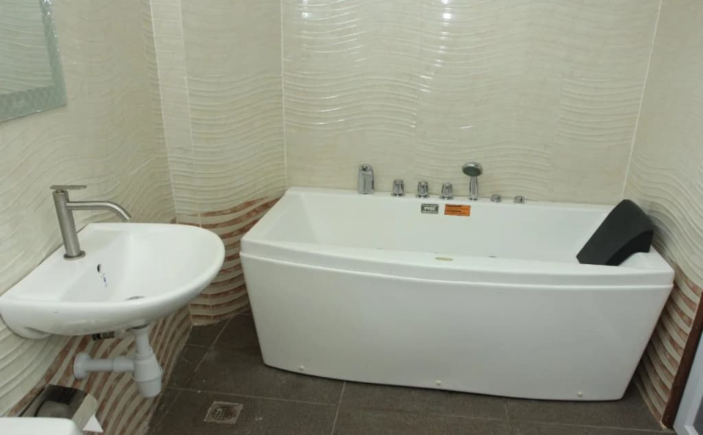 Veer Hotel - photo 9