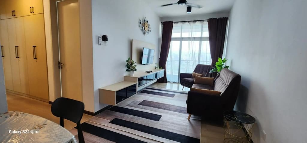 KLCC Legasi Kg Bharu muslim homestay facing unblock view and walking distance to Twin Tower, LRT train next to building - photo 12